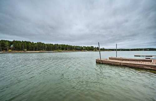 2 Cozy Island Park Cabins with Near the Lake! - Foto 3