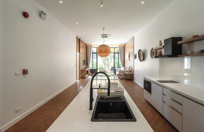 Saturdays Residence by Brown Starling - Photo 22