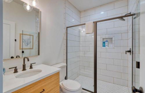 Spacious Townhome Combination for the Whole Family - Photo 39