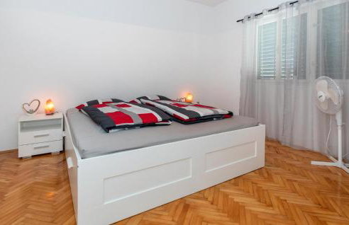 3 Bedroom Gorgeous Home In Tustevac - Foto 14