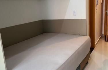 Lindo Studio Matinhos Prédio na beira mar. - Foto 29