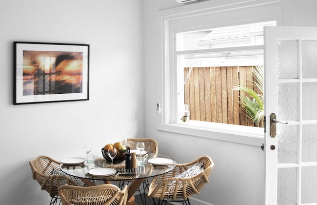 Beach Cottage in Bondi - Photo 6