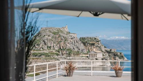 Old Fortress View Roof Top Apartment by Konnect - Foto 2