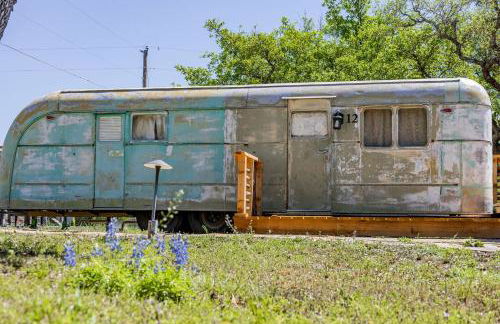 Charming Luxurious Airstream Beautifully Design with Indoor Bath in Texas - Foto 16