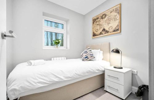 Grand 5 Bedrooms and 3 Bath Birmingham Home - Foto 19