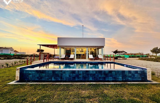 HOP Aruba Exclusiva Oasis y Playa en Chincha - Foto 1