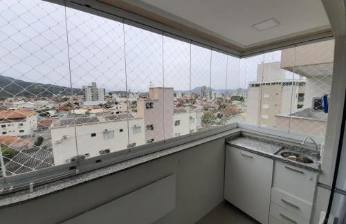 Lindo apto completo a 150m da praia - Foto 11