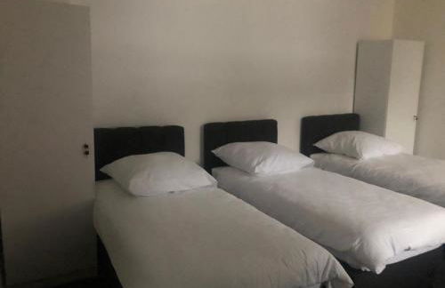 ENSAS Ferienwohnung Wuppertal Uellendahl-Katernberg 1Zi Apart - Foto 9