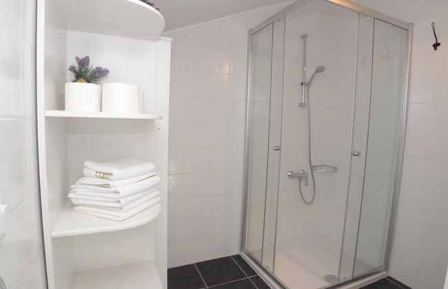 Apartment for 3 Persons in Quiet Part of Premantura With Beautiful Garden and Partial sea View - Photo 14