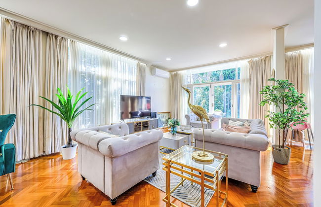 StayAU Spacious 6BR McKinnon Pool Home - Foto 41