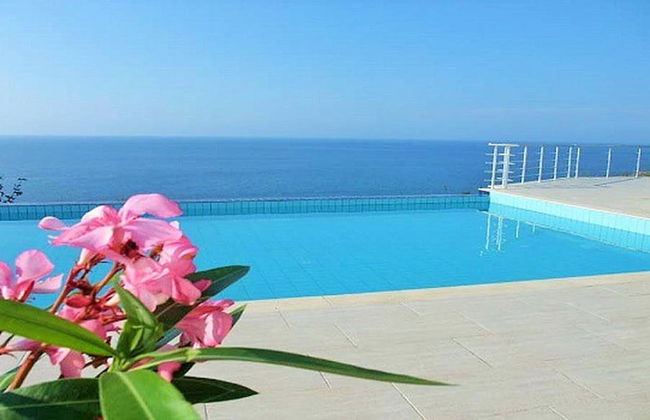 Coordinates are : 35.3480640, 33.5800703, Seacliff Villa, North Cyprus - Foto 11