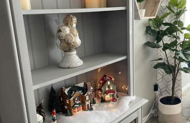 Lake Escape with paddle boards, fire pit & game room - Foto 59