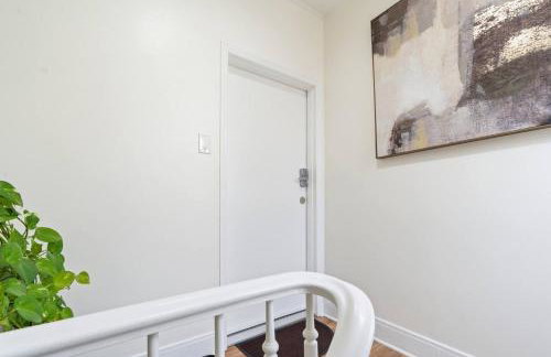 Cozy Retreat 15Min to NYC, FIFA, Mall,FREE Parking - Apartment - Foto 22