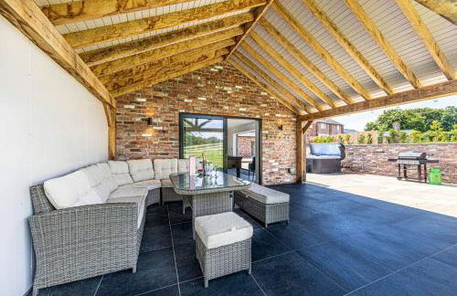 Fairvale House - Photo 57