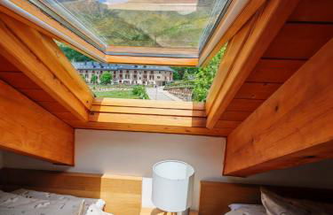 Chimenea y cocina moderna, encanto rústico con confort - Aüt 3 - Foto 20