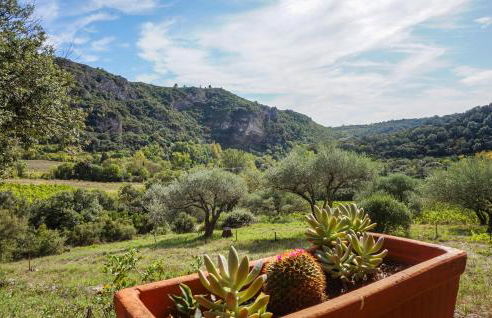2 Bedroom Lovely Home In Roquebrun - Foto 4