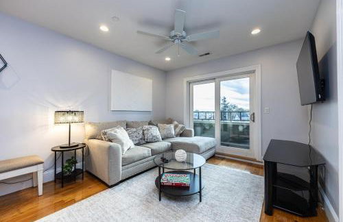 NEW -Entire Place-Laundry In Unit -Family Friendly - Foto 15