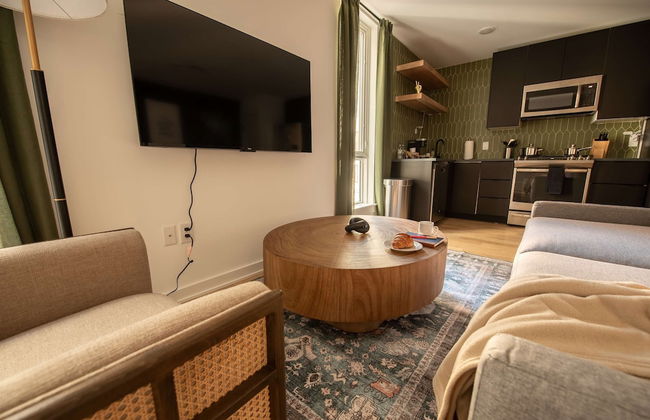 Sosuite NEW 2BR Apt w W D Split Level - Foto 5