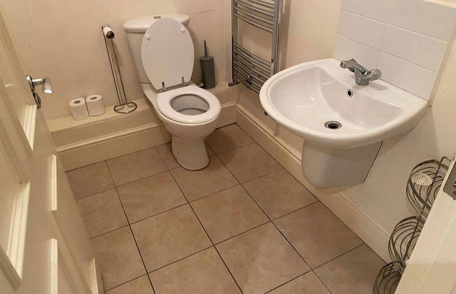 Modern Apt 3 Bedrooms Near Dundrum - Photo 17