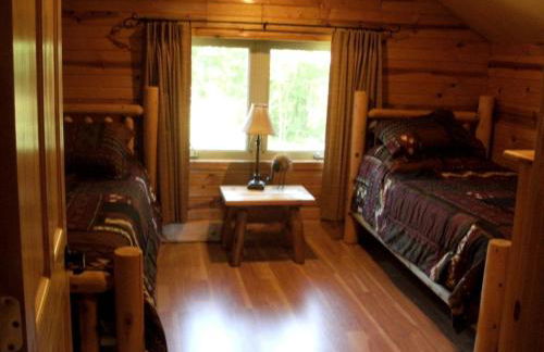 Delightful Riverfront Cabin Rental in Chippewa County near Eau Claire, Wisconsin - Foto 4