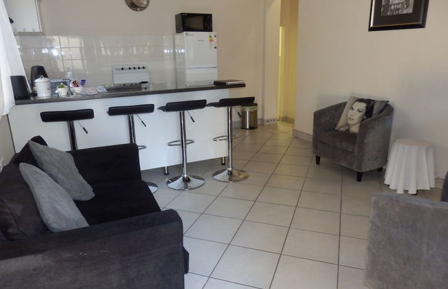 High Tide - Photo 10