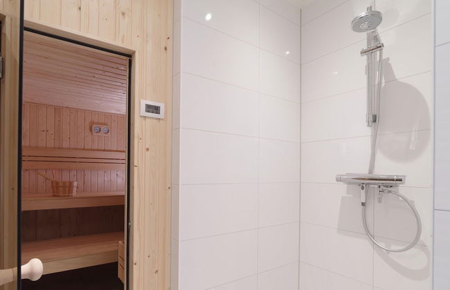 Luxury 8-person Wellness Villa With Sauna and Outdoor hot tub is Unique - Photo 61