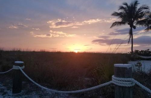 Beach and Boaters Delight! - Foto 26