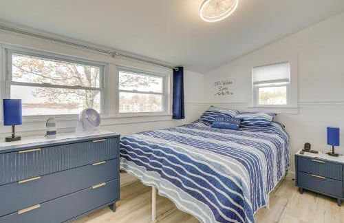 Lakefront Gem with Watercrafts and Dock in Coldwater! - Foto 15