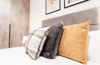 The Dashwood Suite - 2BR Modern Apt with Stylish Design Decor, Free Secure Underground Parking & 50" Smart TV - Foto 23