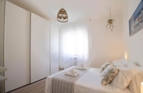 100 meters from the Sea Wi-Fi Center AC Relax Train Station - Foto 29