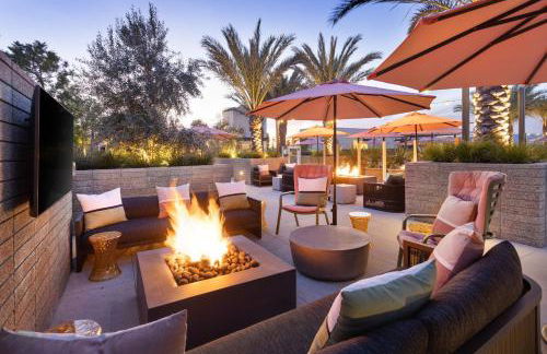 Heart of North Hollywood 2 bed Apt FREE parking, hot tub, pool, gym - Foto 43