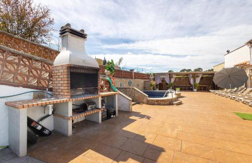 Cal Ramon con piscina - Photo 5