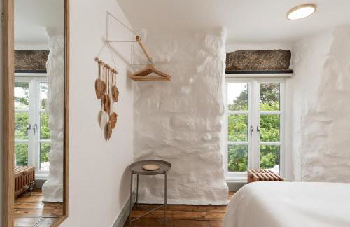 Naut Retreat - Idyllic hideaway with hot tub, gym & gamesroom ideally located in Zennor near St Ives - Photo 38