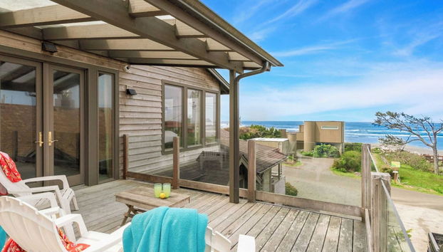 The Castle Rock Estate by Avantstay Steps From Arch Cape Beach w/ Hot Tub & Sauna - Photo 2, Primary image