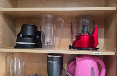 Mountains Views with Pool & Basketball, Relax & Play! - Foto 45