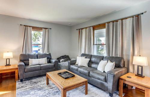 Walk to Port Clinton Lighthouse Home with Deck! - Foto 3