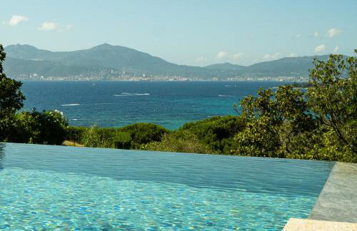 VILLA IMPERIALE vue mer piscine - Foto 33