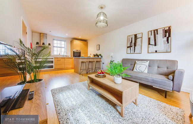 Doncaster Ground Floor Apartment - Photo 11