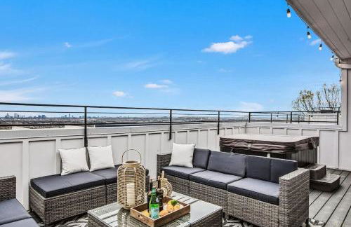 Stylish Nashville Home - Rooftop Deck - Hot Tub - Photo 34