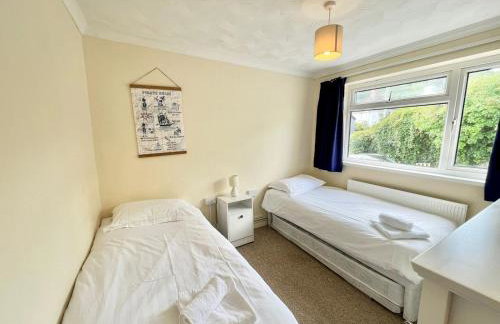 Charming Coastal Cottage Near Mumbles with Garden Pass the Keys - Foto 18