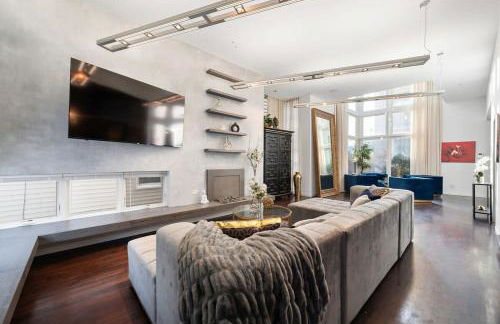 5BR 5BA Architectural Estate-Theatre Gym Rooftop - Foto 16