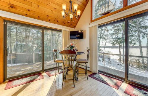 Gateway to Acadia! Green Lake Home with Hot Tub - Foto 7