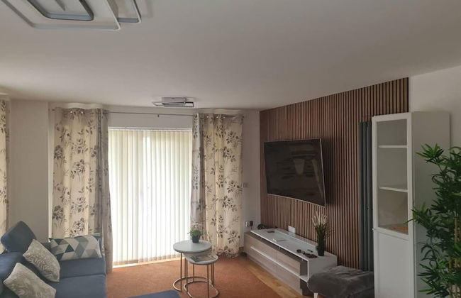 1-bed Apartment - Sleeps 3 - Parking - Wifi - Foto 1