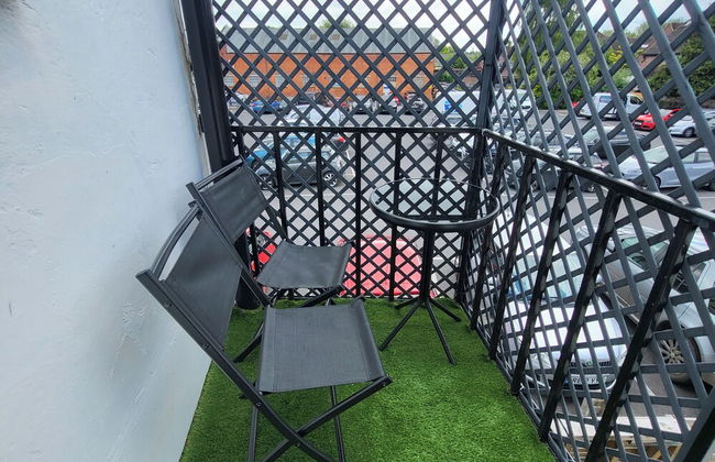 Town Centre Modern 1 Bed Self-contained Apartment - Foto 11