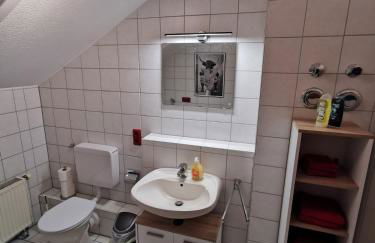 Schickes Studioapartment mit Balkon - Foto 5