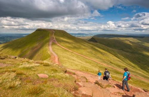 Miners cottage(1840)Nr. Brecon,Tower Zip & Bike Pk - Photo 22