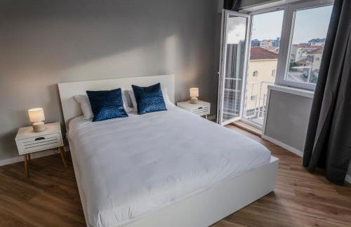 3BR Flat by Casa da Música, Central, Sleeps 6, 2D - Foto 10