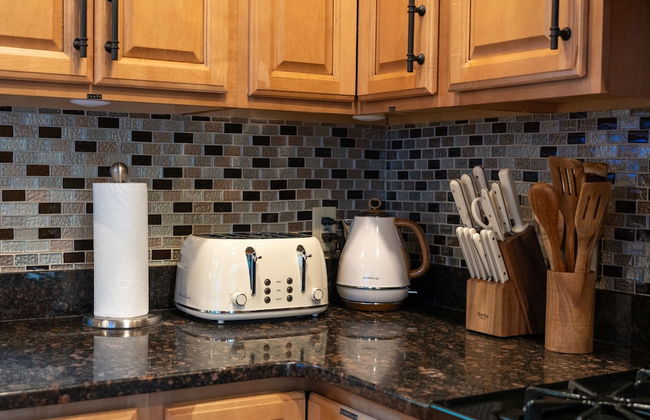 Luxury Chalet, Firepit, Sauna, Pet Friendly, 5 mins to Windham Mtn resort - Foto 43