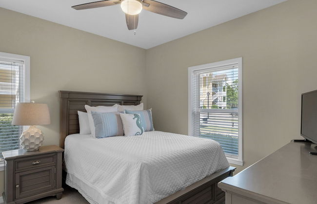 1st Floor, Walkable to Dining, Shopping, Beach - Sleeps 6 - Foto 5