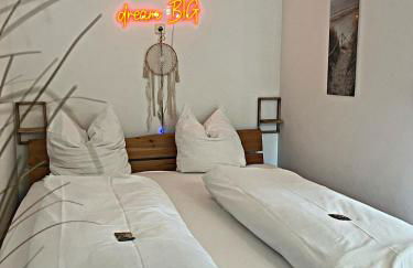 Wohnung IDA ruhig, modern mit Parkplatz bei RW und VS - Foto 2